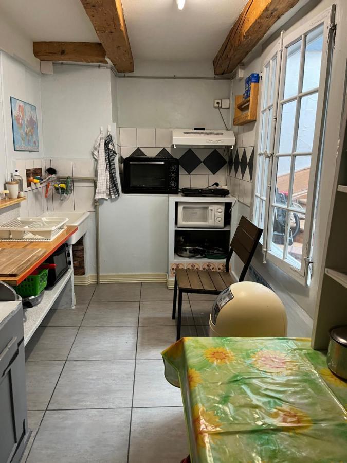 Chambre Papillon Avec Acces Terasse La Neuveville Exterior foto