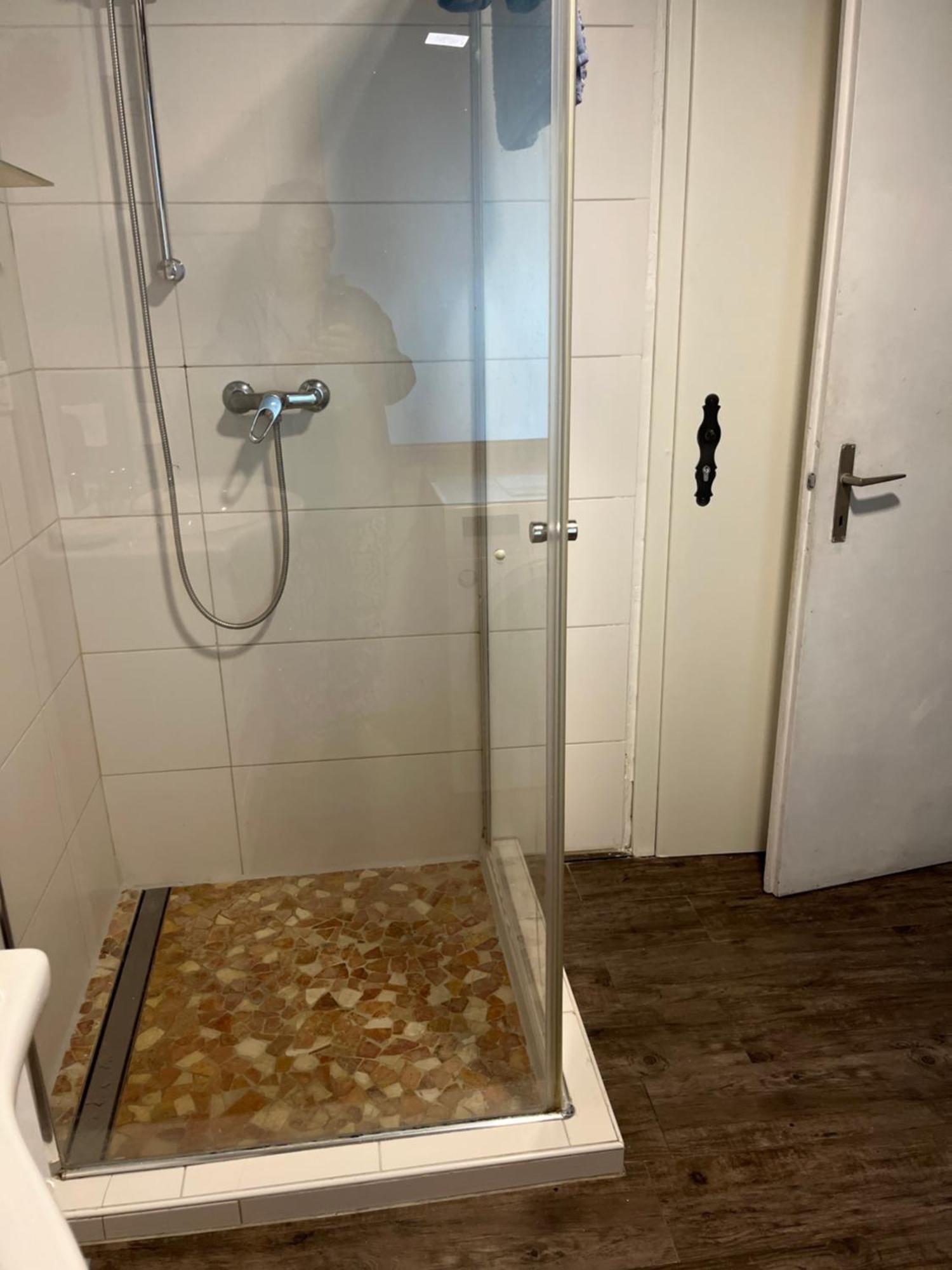 Chambre Papillon Avec Acces Terasse La Neuveville Exterior foto